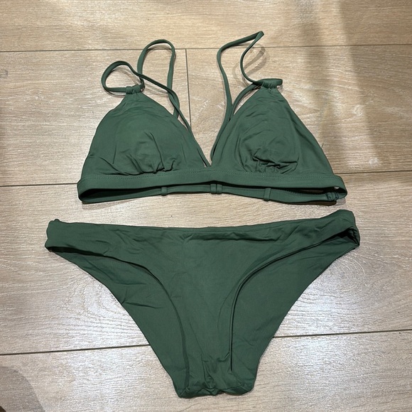 L*Space Bikini - Picture 1 of 2